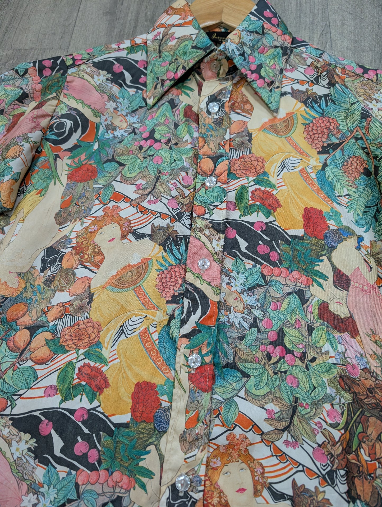 1970s Jason Earl novelty Alphonse Mucha print shirt
