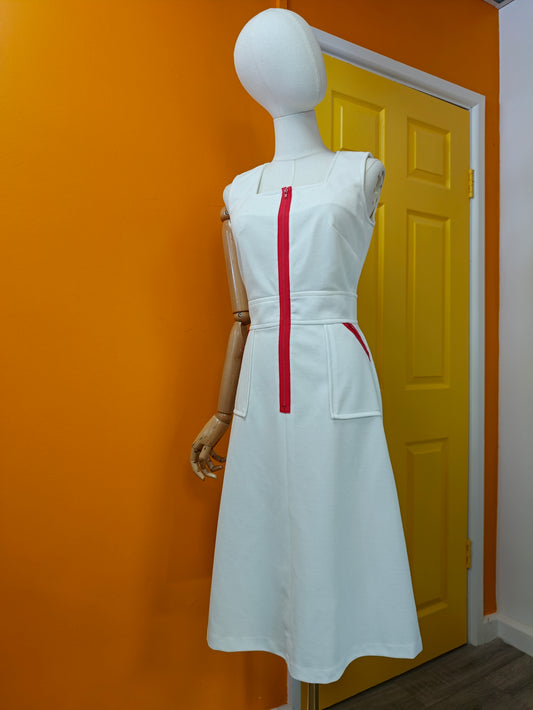 1970s California white dress with red zippers - S/8/10