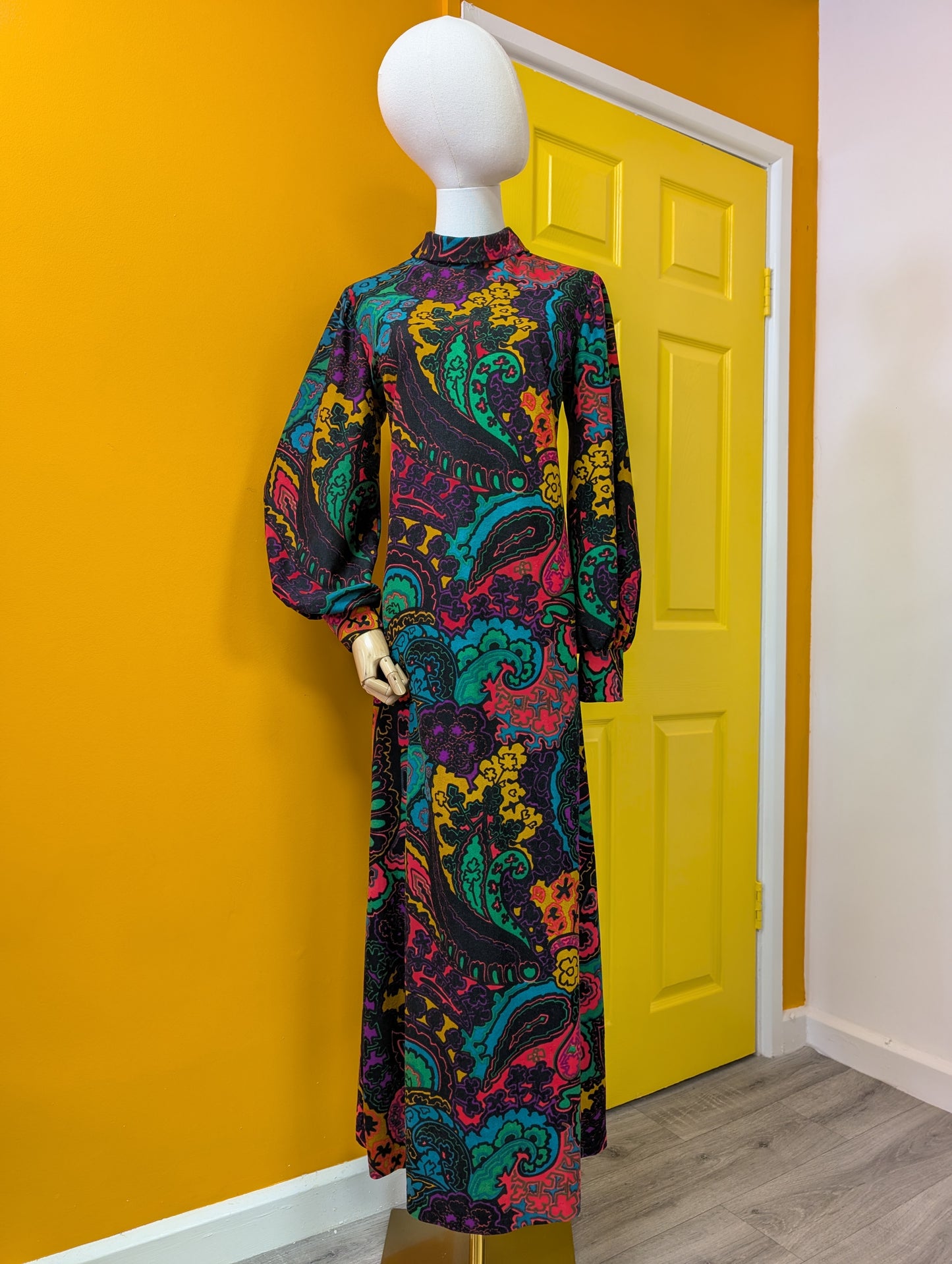 1970s psychedelic paisley maxi dress - M/12