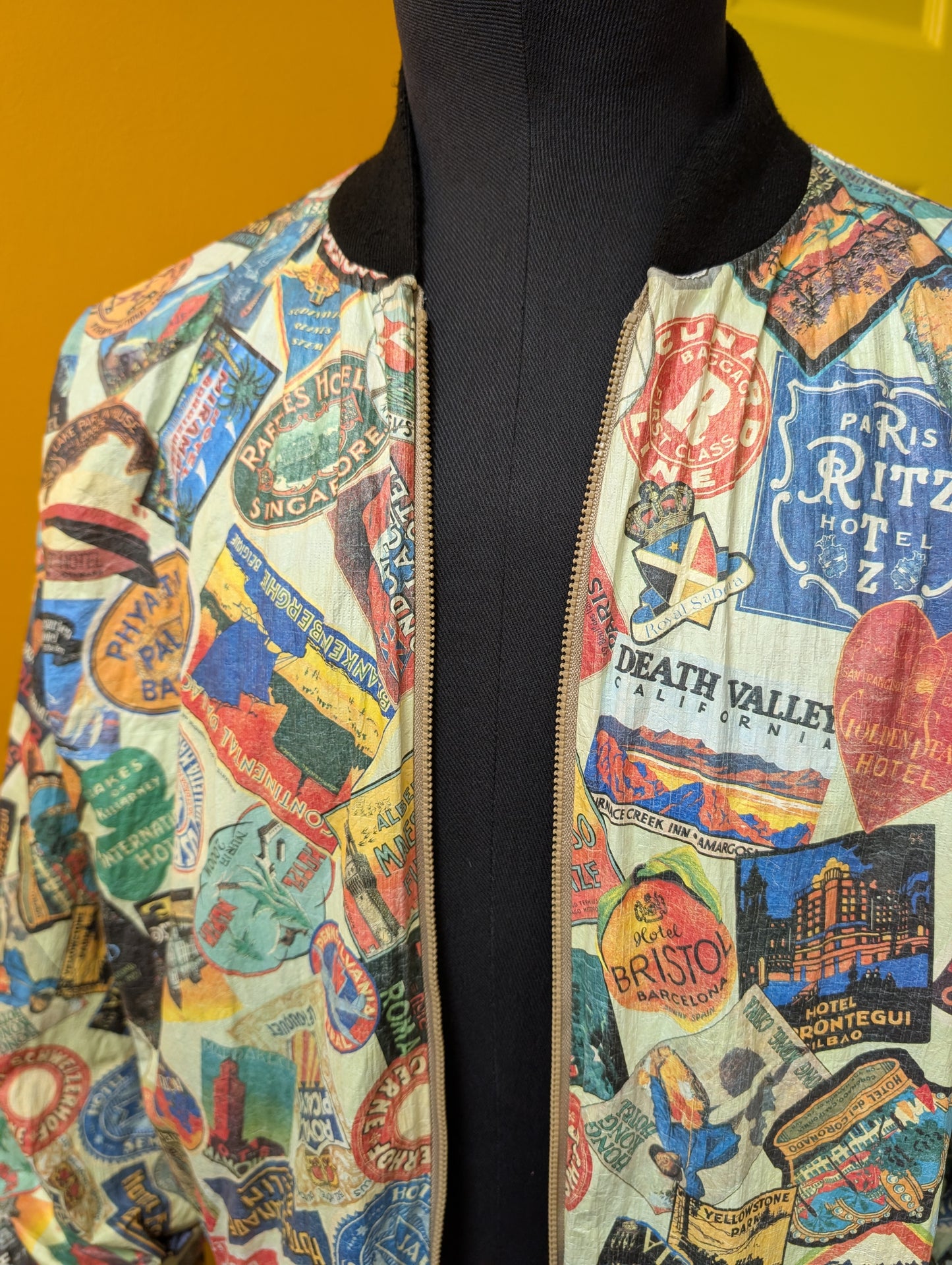 80s/90s Globe Traveller novelty print Tyvek jacket