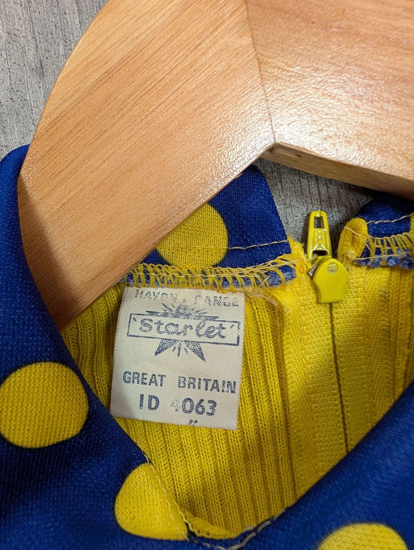 1970s navy blue/yellow spotty mini dress - XS/6