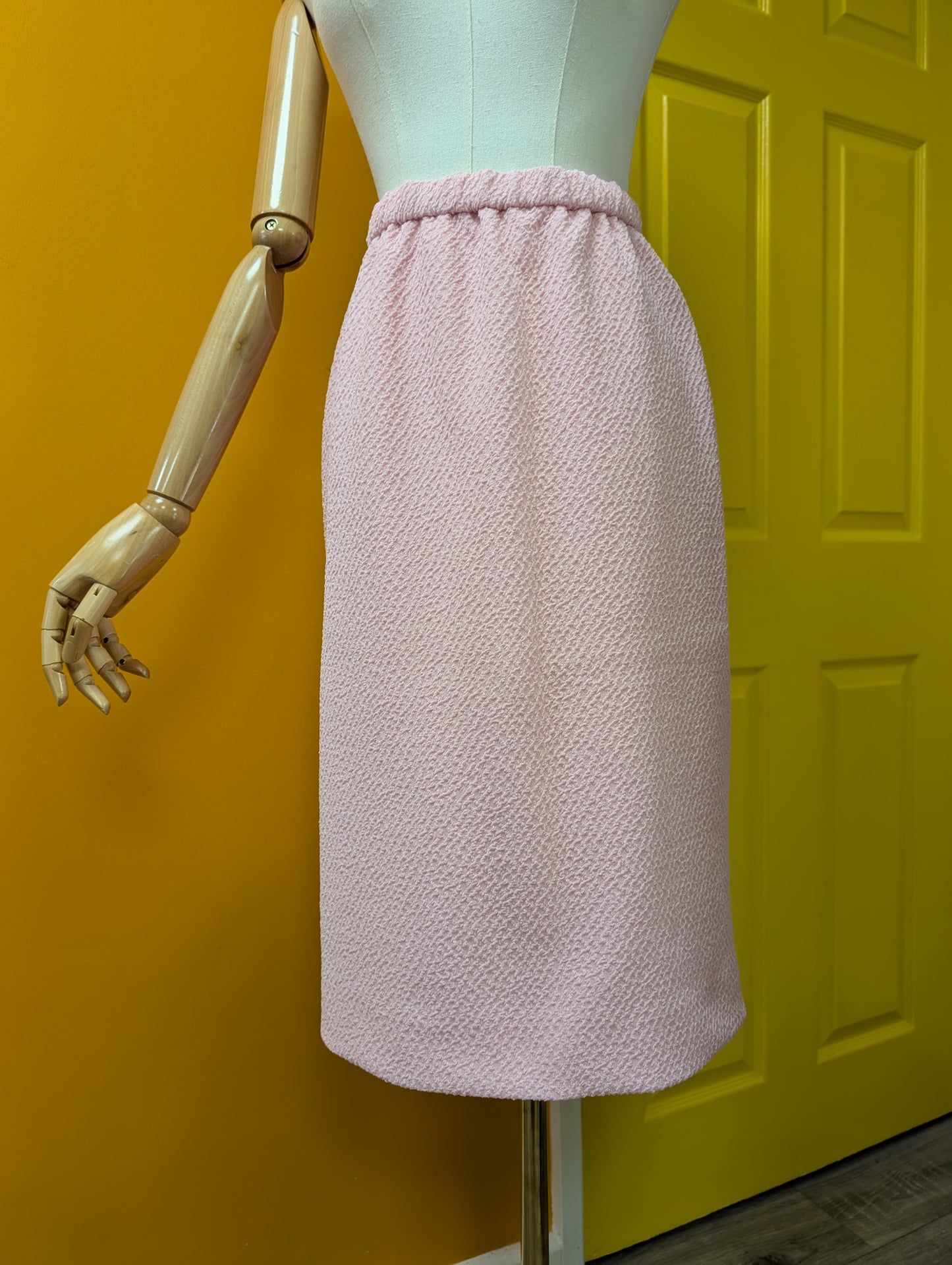 1960s St Michael pink crimplene skirt suit - M/12/14