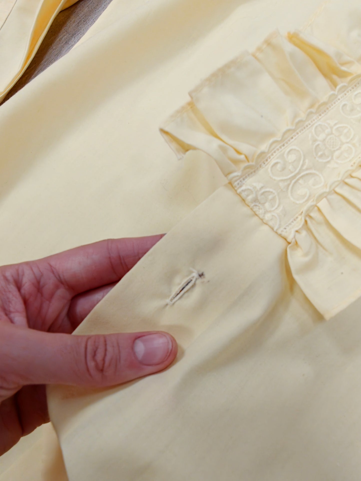 1970s Rocola yellow ruffle front double cuff shirt