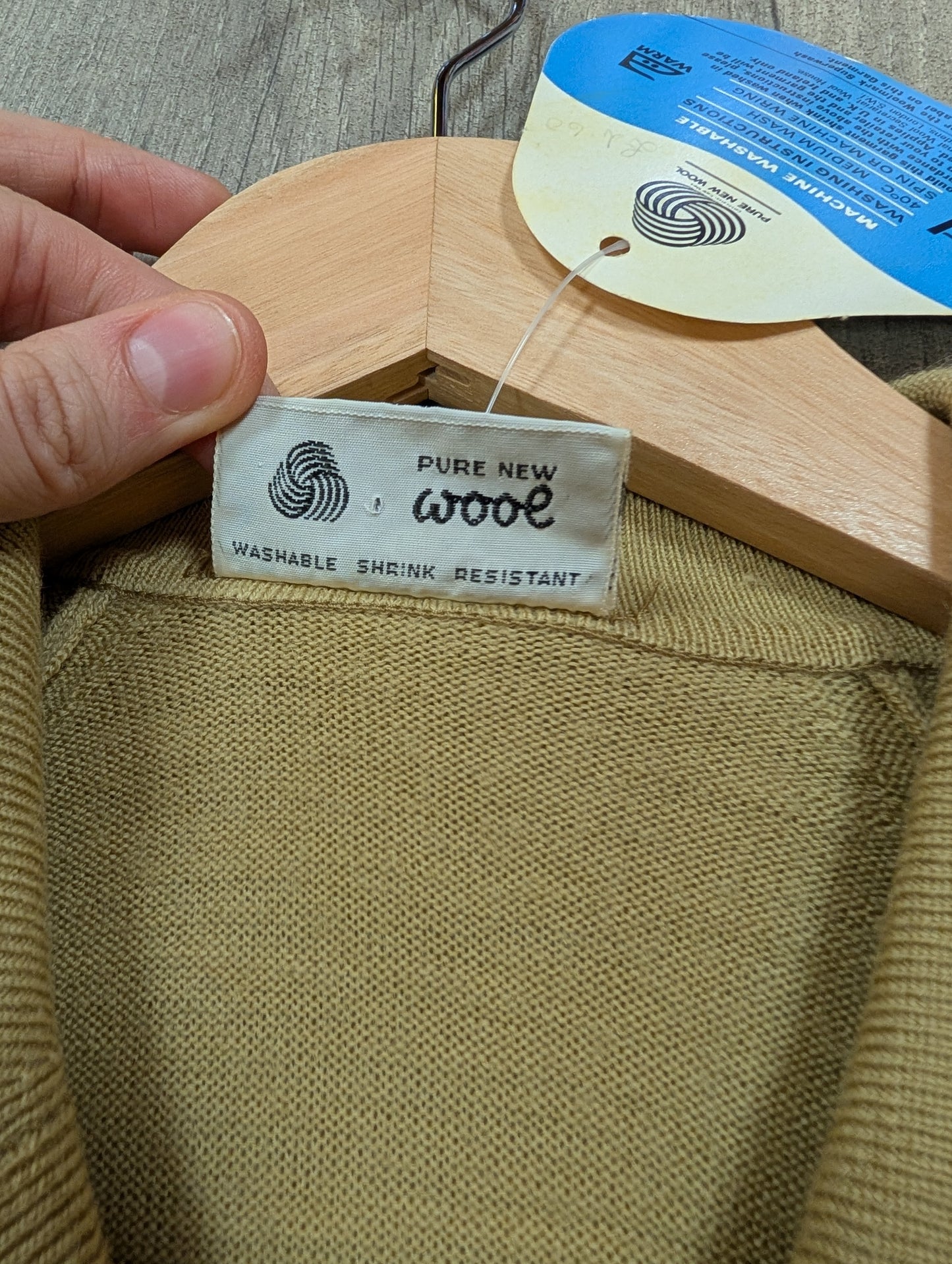 Deadstock Cairnryan of Scotland merino wool jumper - S