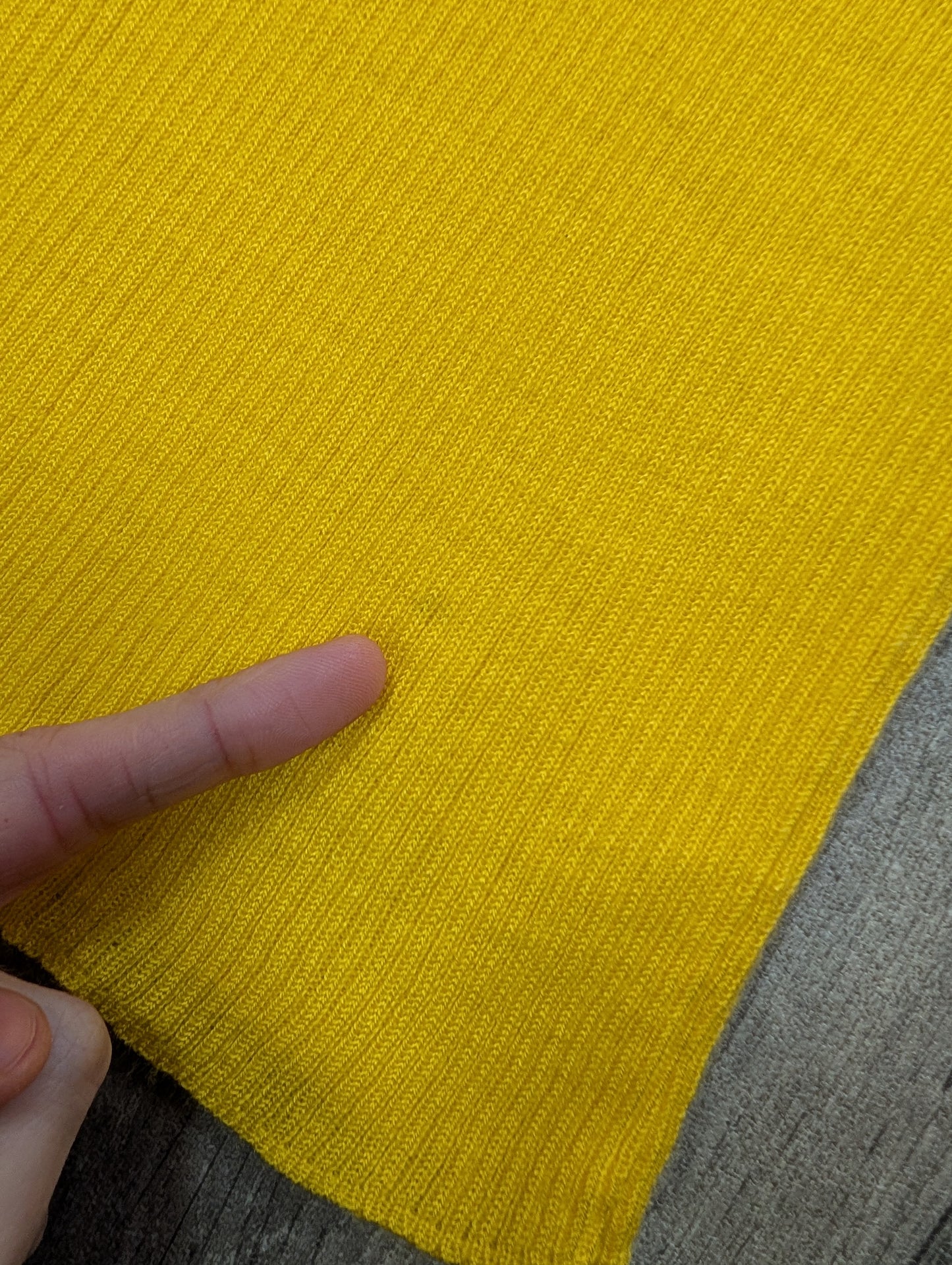1970s yellow dagger collar shirt - XS/S