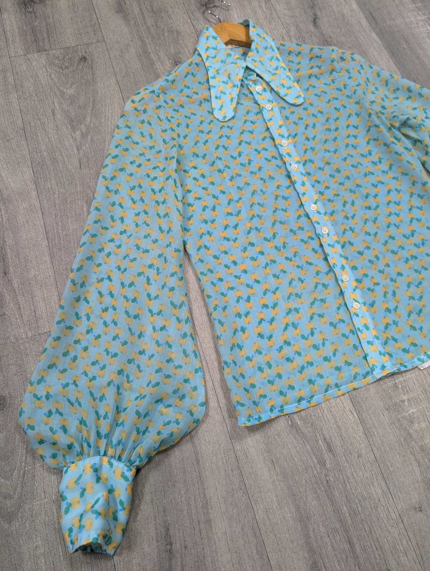 Gorgeous 1970s Sleeves London shirt - XS/S/6/8