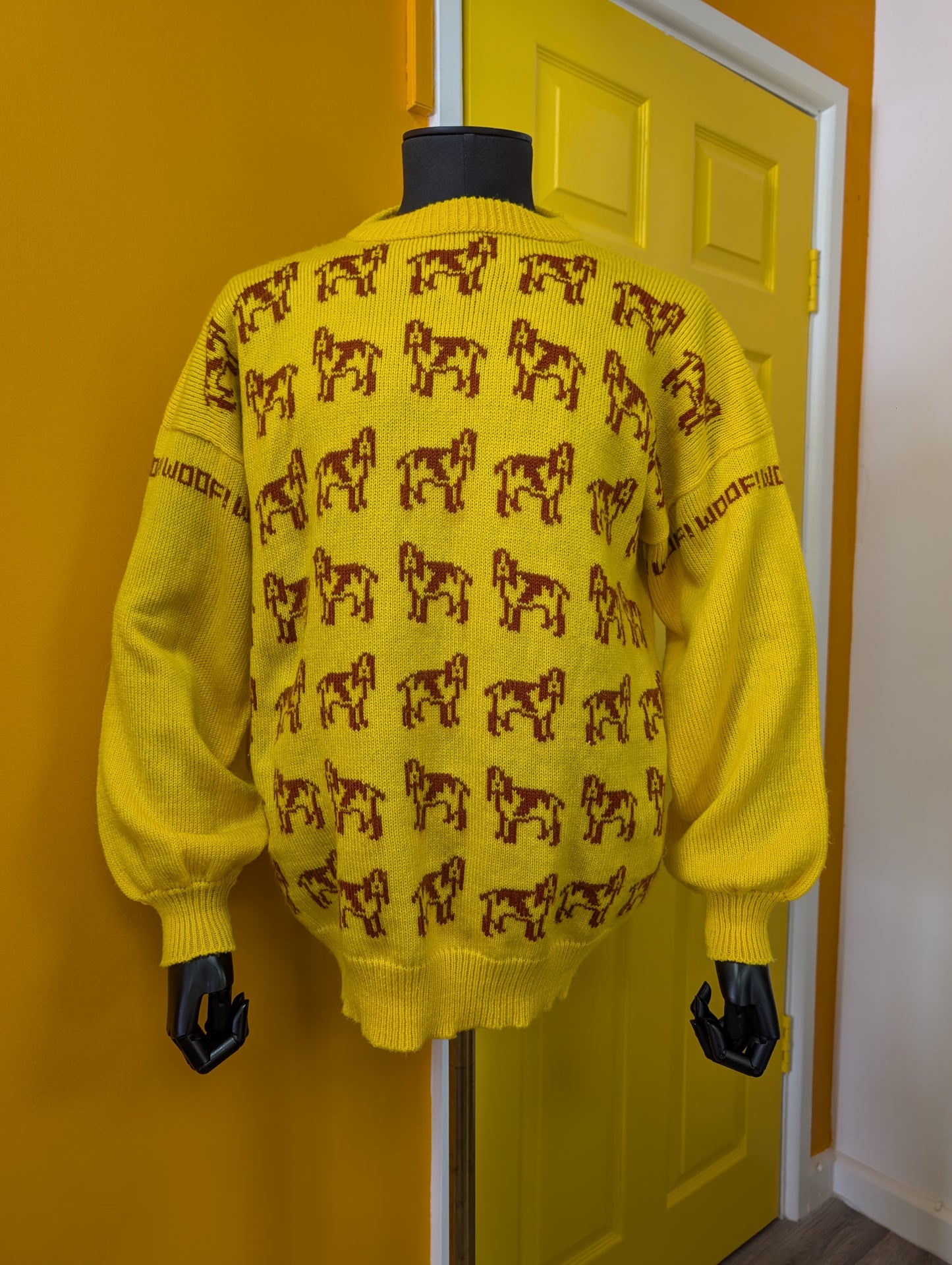Woof! Yellow knitted dog jumper