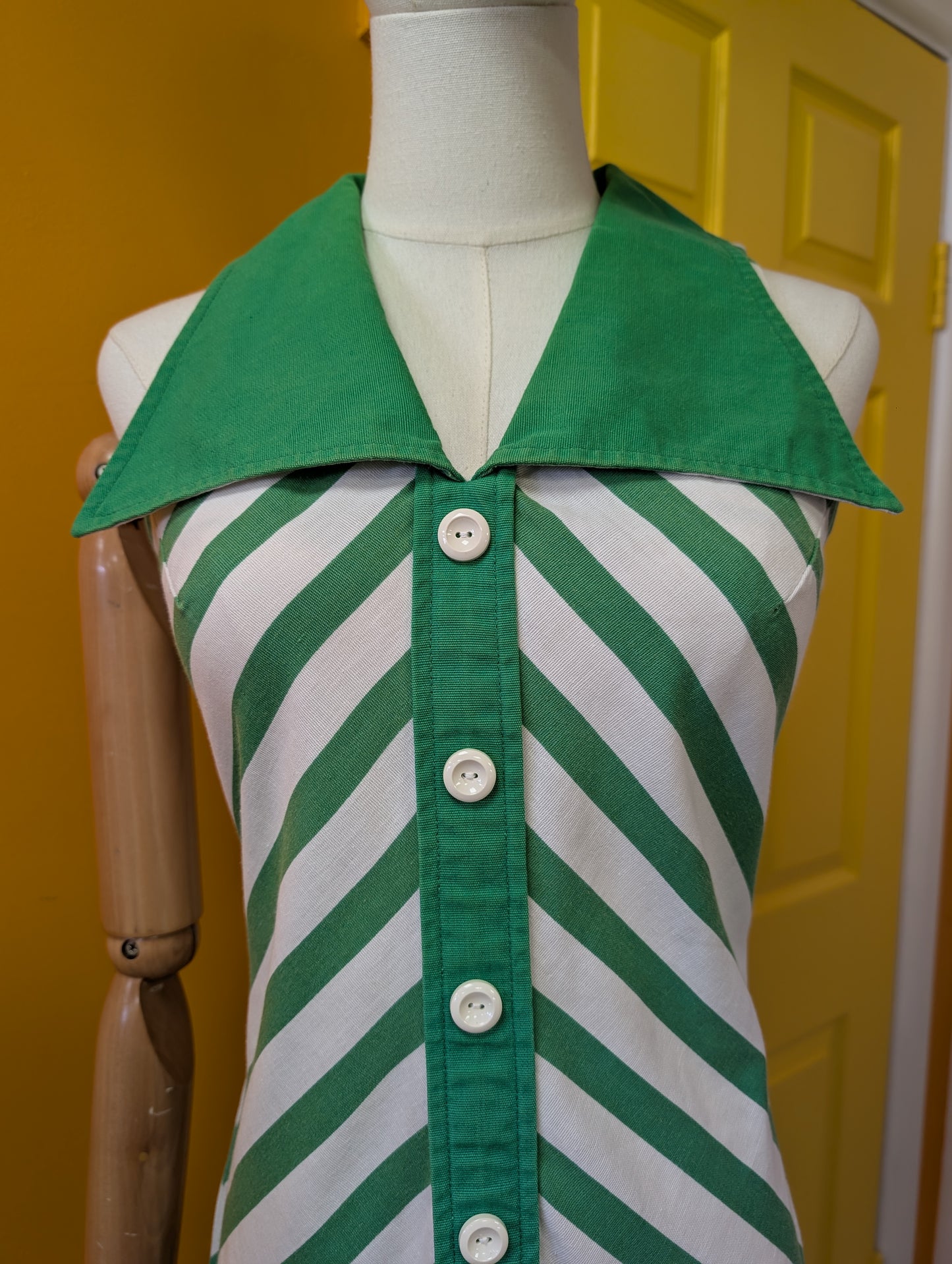 1970s St Michael green & white striped cotton dress - S/8