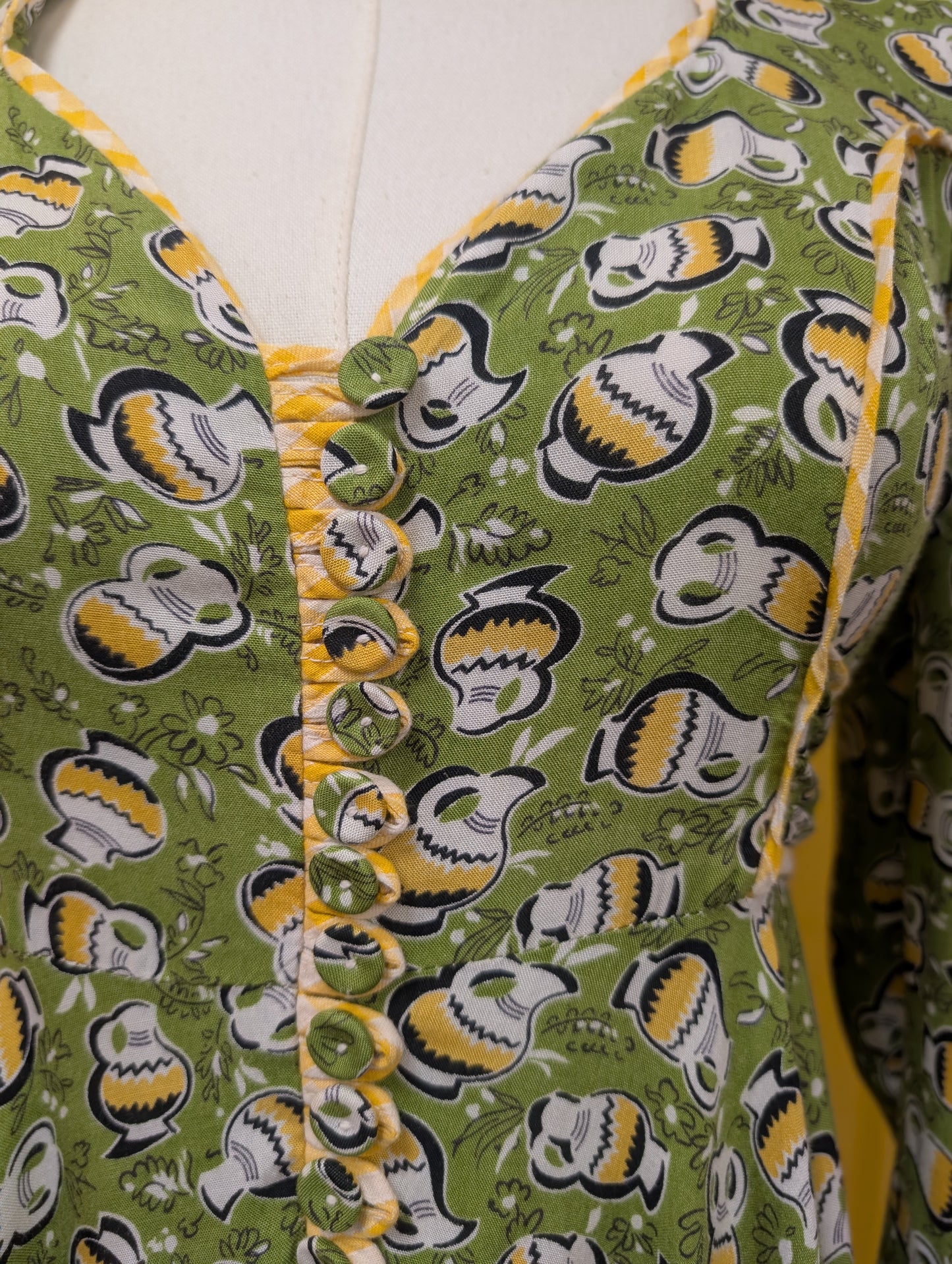 1970s Miss Mouse green & yellow novelty print dress - S/8