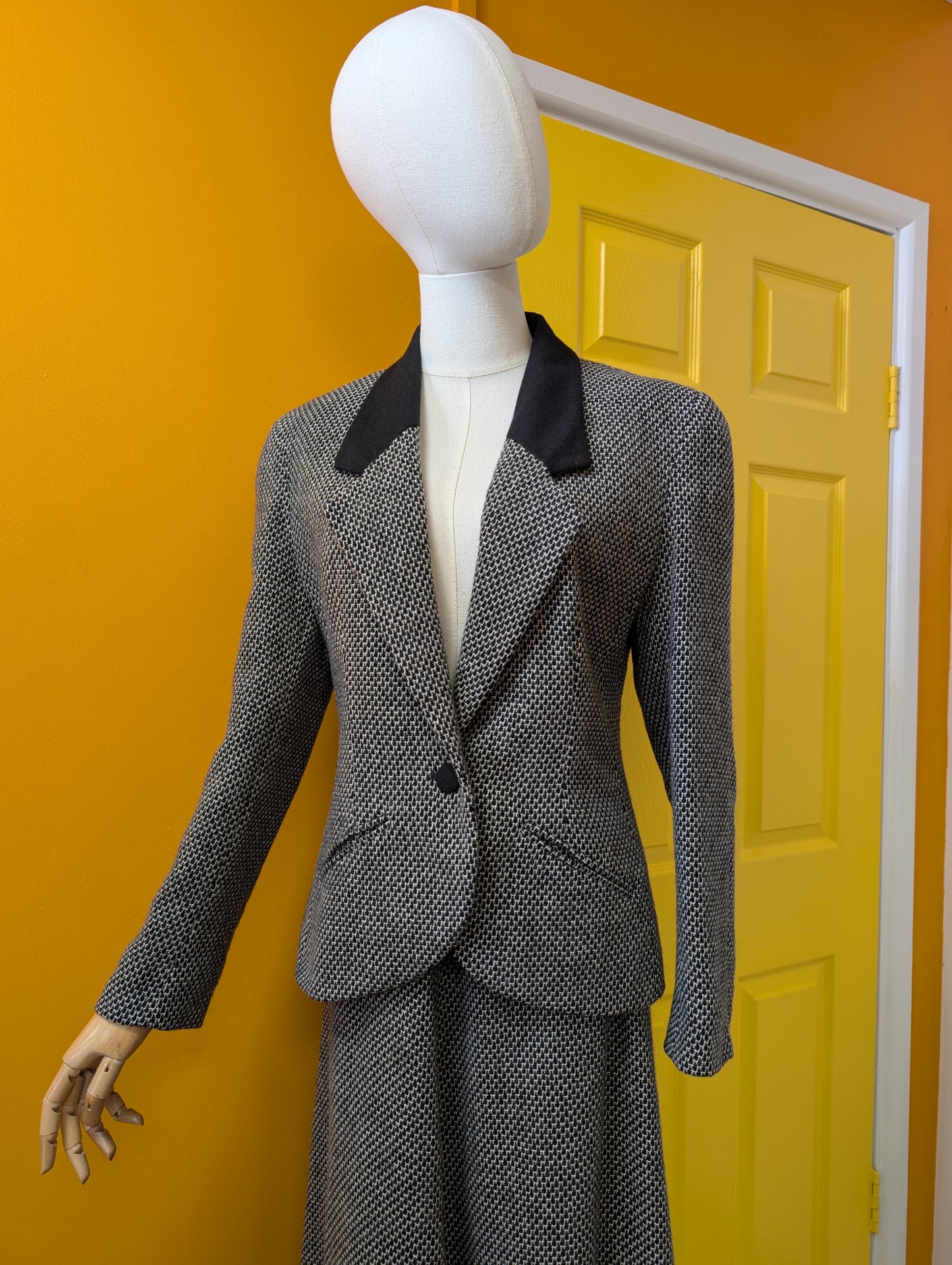 1980s St Michael pure new wool skirt suit - S/10