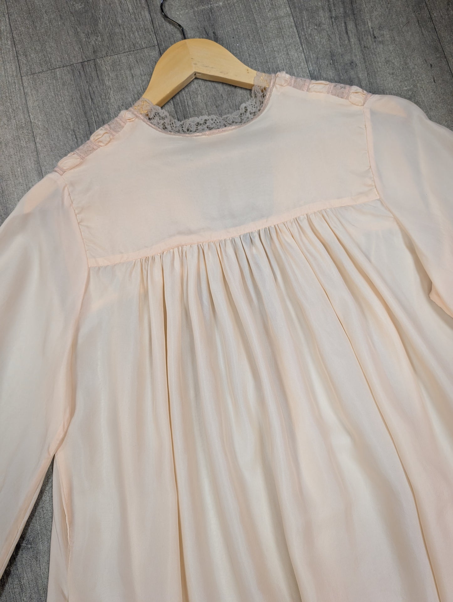 Gorgeous 70s/80s Janet Reger silk peignoir
