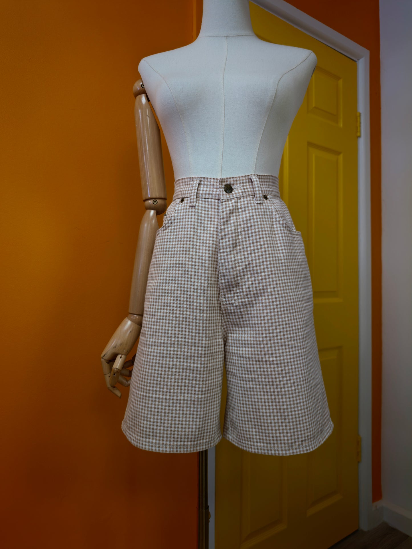 80s/90s shorts - 28" waist