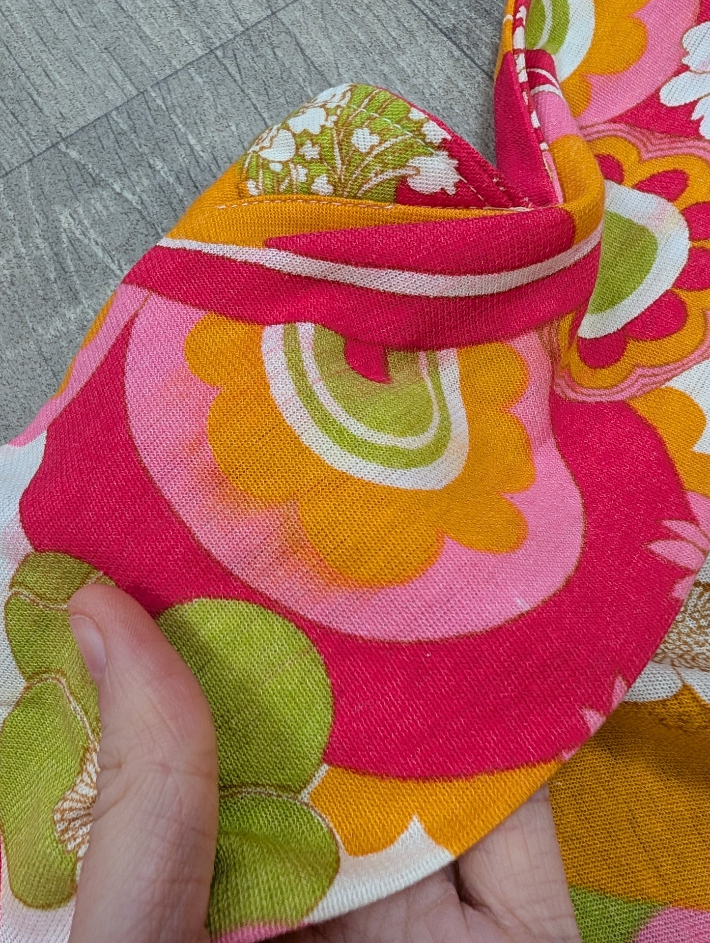 1960s Alistair Cowin psychedelic backless mini dress - S/8