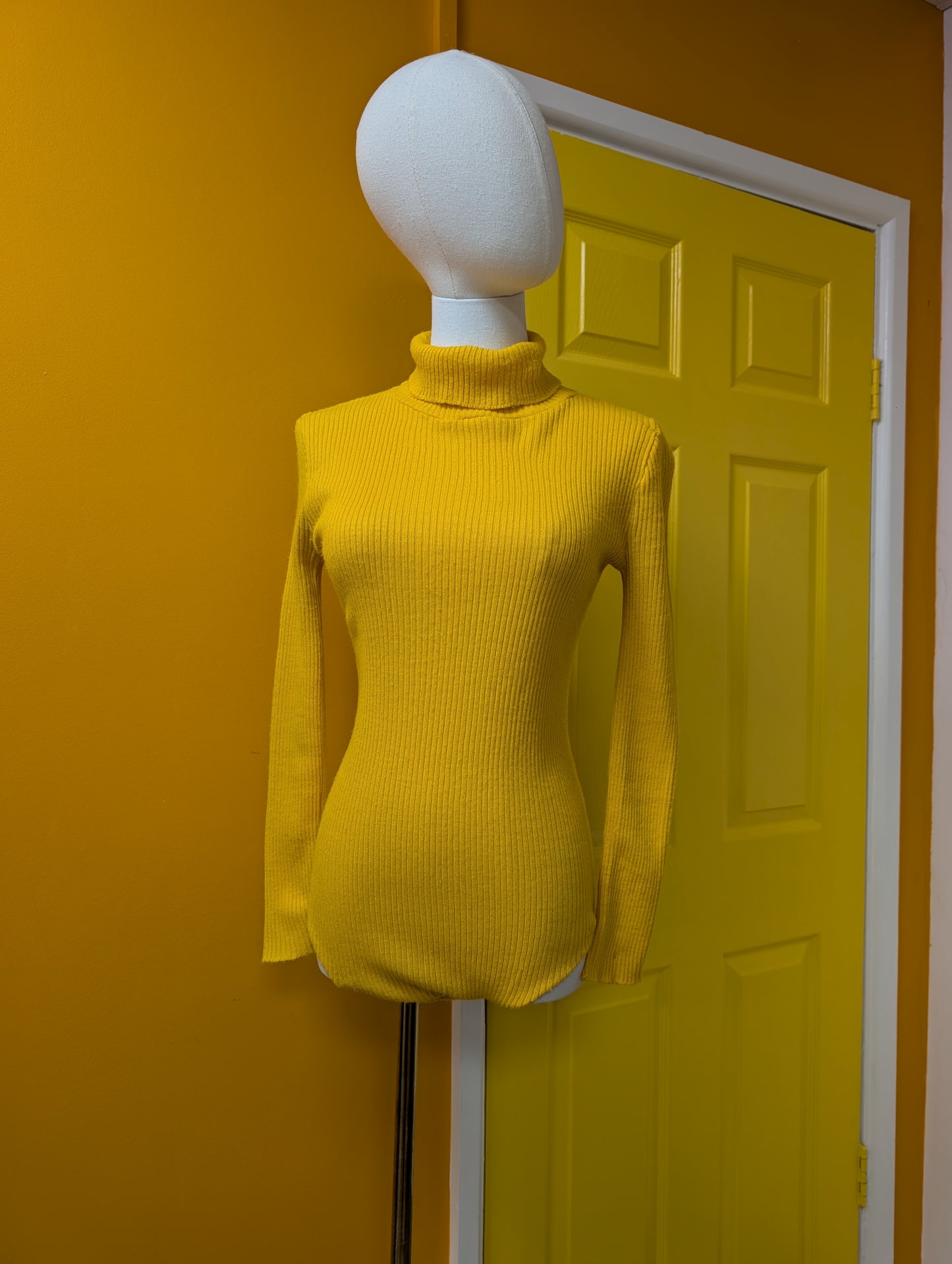 1970s Caroline yellow body top