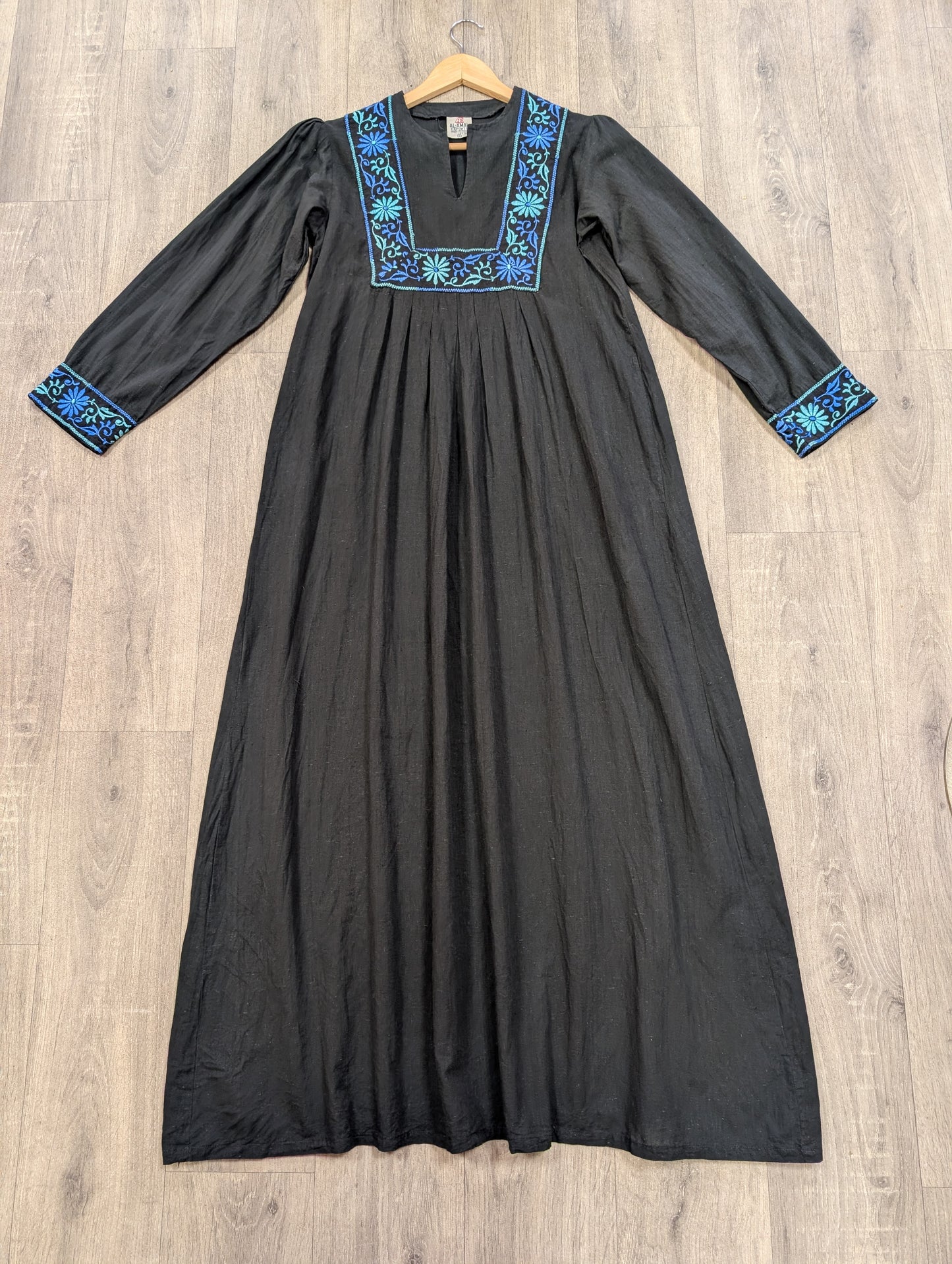Al-Amal embroidered Indian cotton maxi dress - S/M