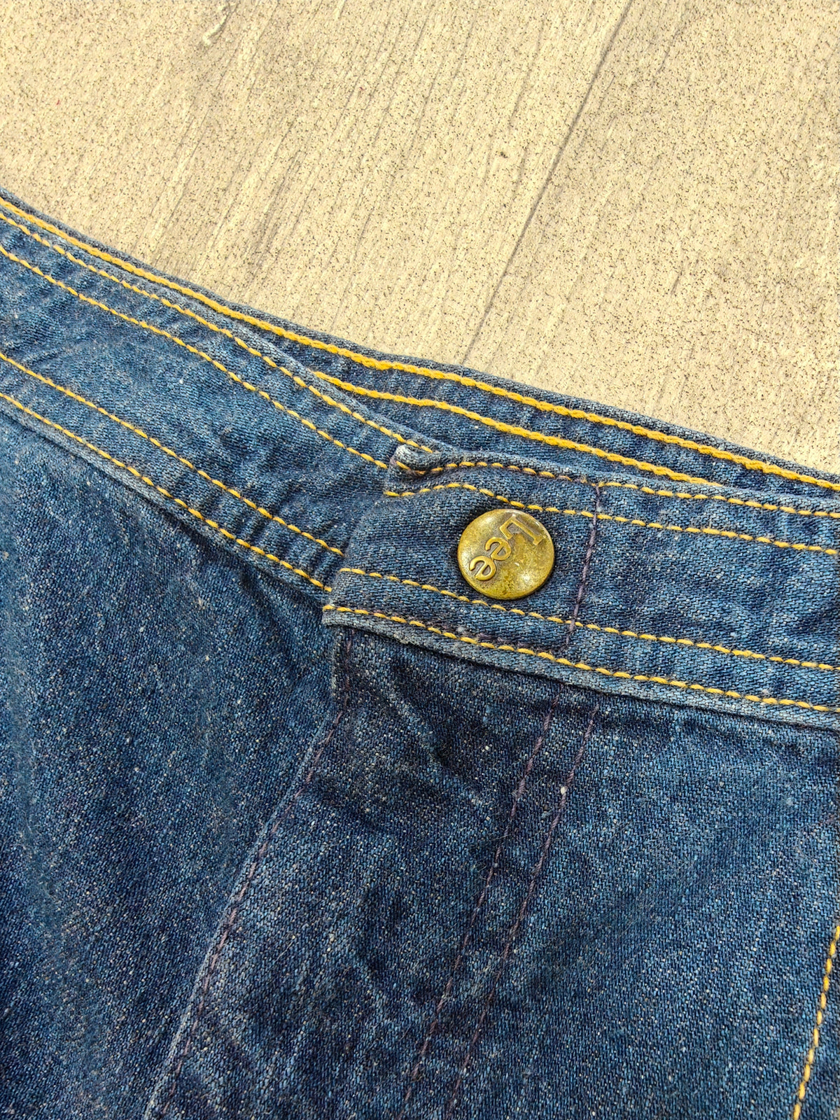 Iconic 1970s Lee rainbow jeans - 28"W 35"L