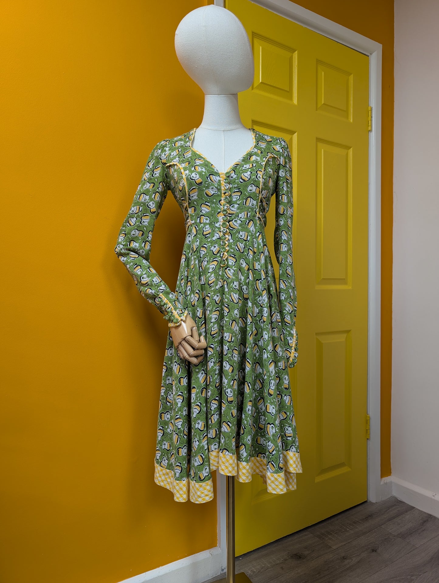 1970s Miss Mouse green & yellow novelty print dress - S/8