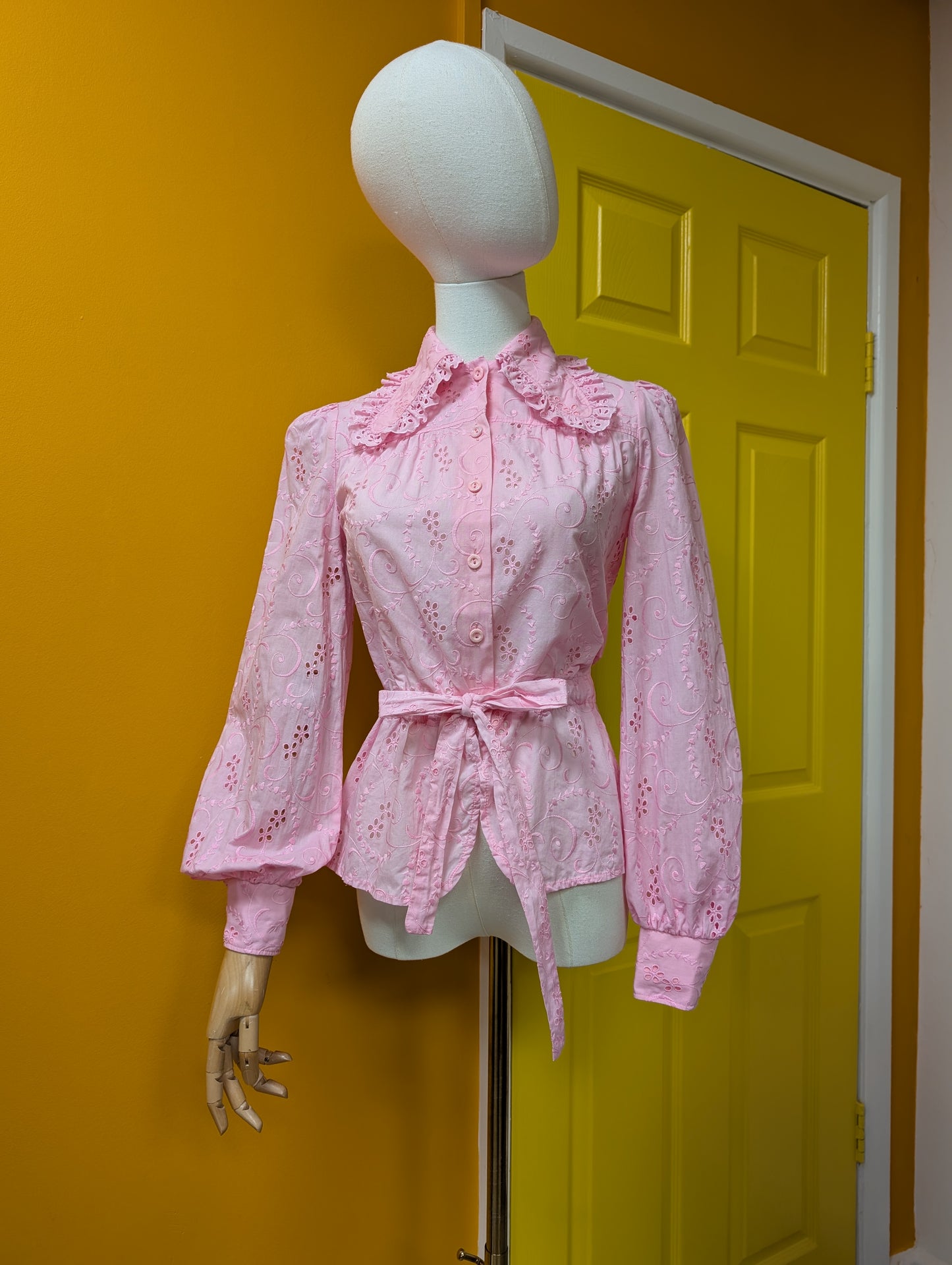 1970s pink broderie anglaise cotton blouse - XS