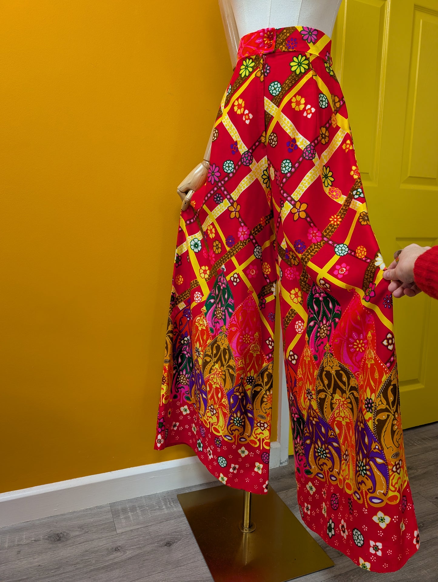 1970s Alex Colman California psychedelic palazzo pants - 26" waist