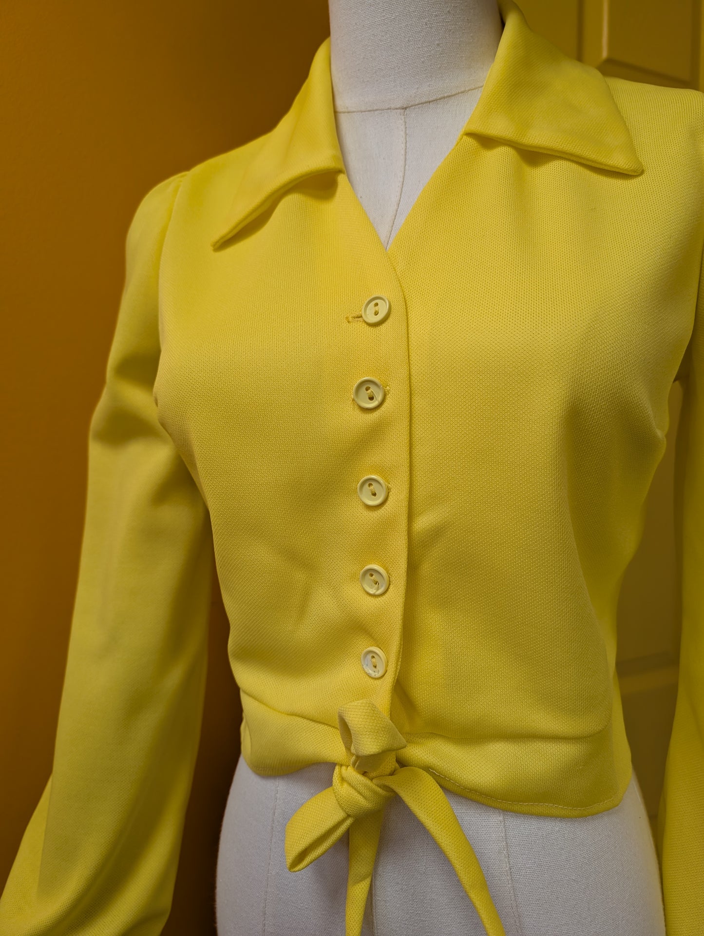 1970s yellow tie waist shirt - S/8